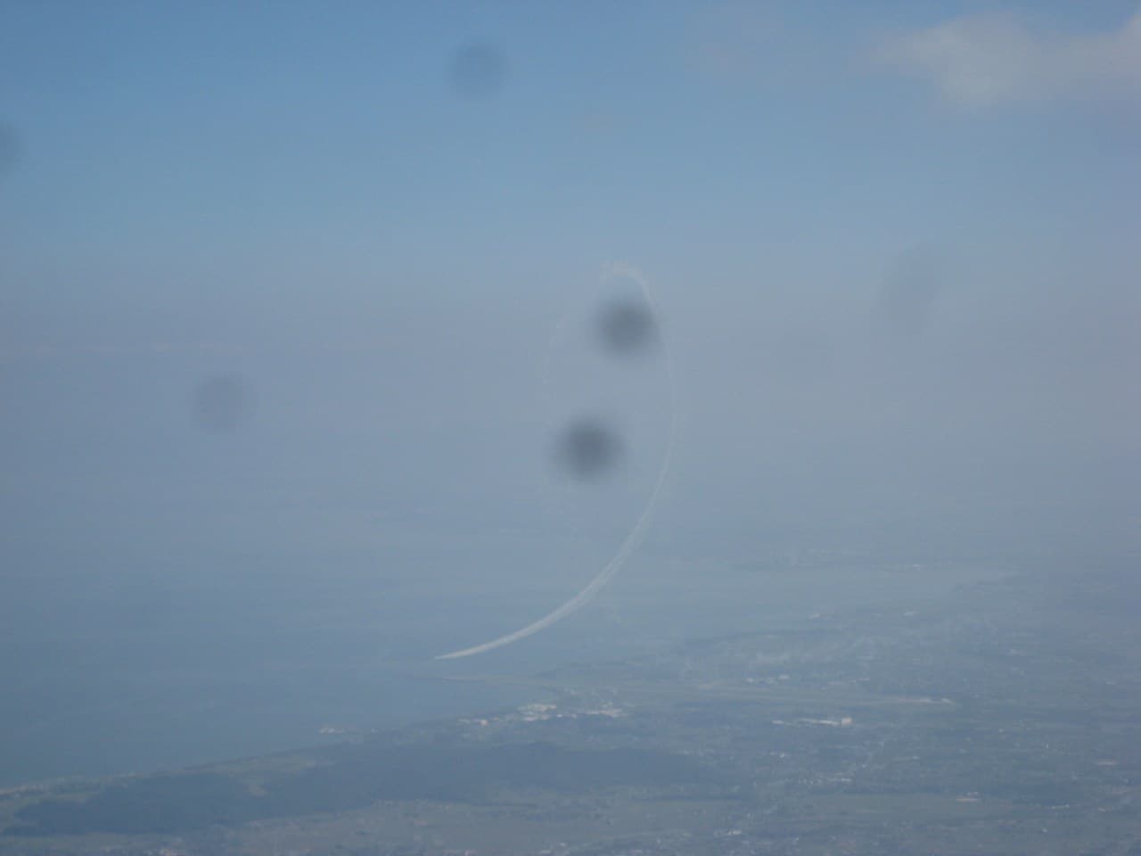 ブルー